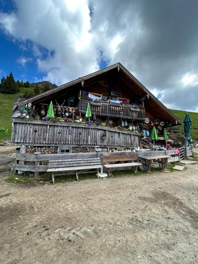 Haus Laubreuter Apartment Капрун Екстериор снимка